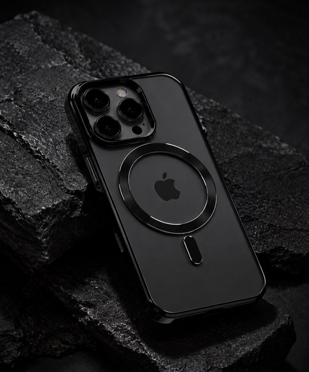 Obsidian MagSafe Protective Case
